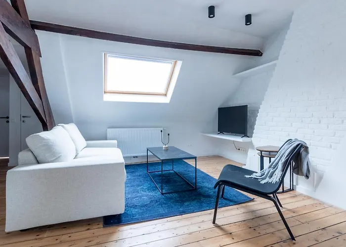 Sleek City Stays - Urban Elegance In The Heart Of Ghent