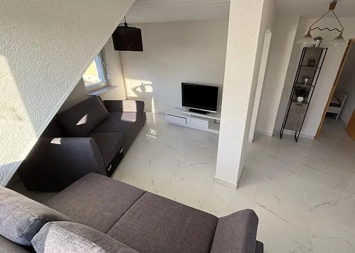 Benk 24H Apartment Nr 3 Perfekt für bis zu 6 Personen