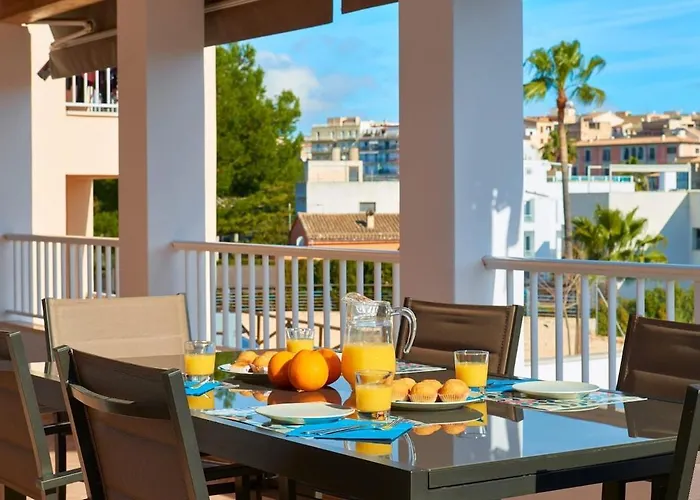 Villas2Meet Casa Blanca