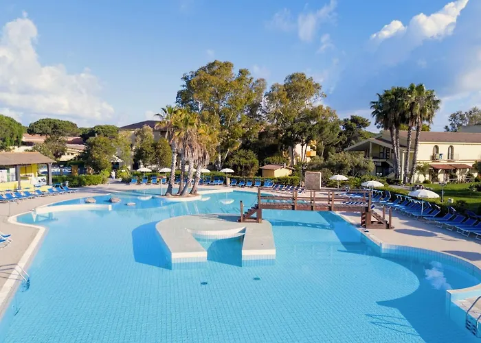 Hotel Surrounded By Greenery With Swimming Pool In Arborea Just 600 Meters From The Sea