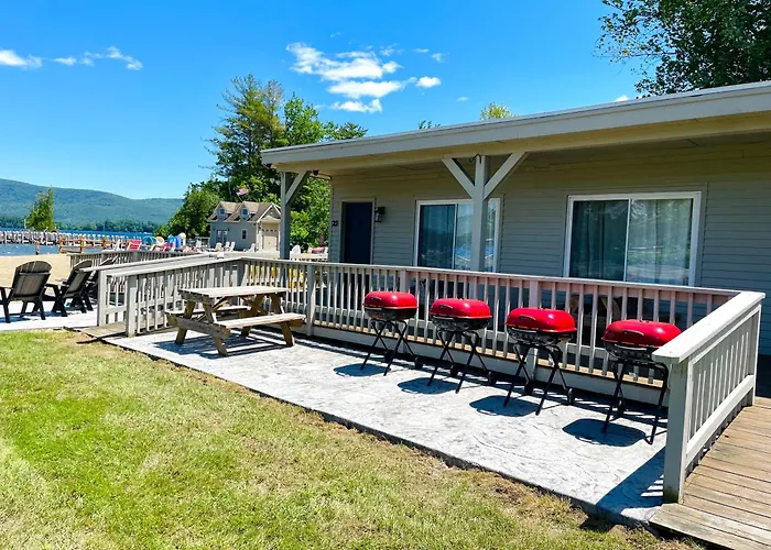 Waters Edge Lodge