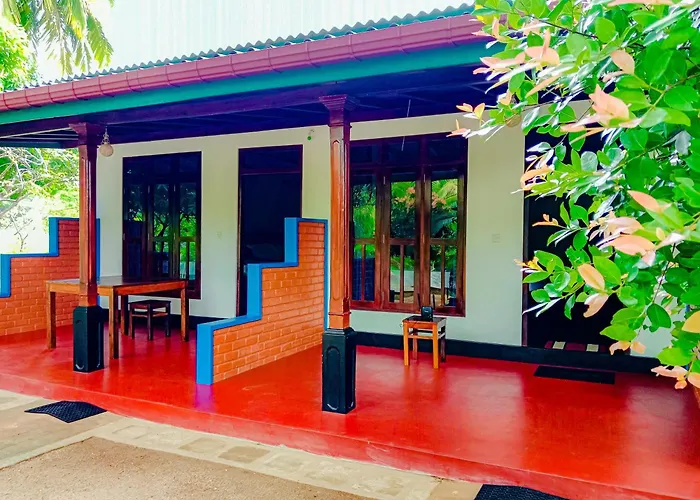 Pride Rock Villa & Tree House