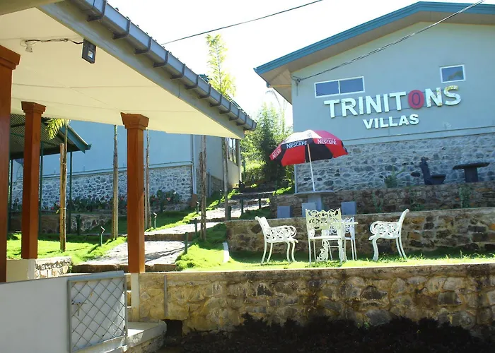 Triniton Holiday Villas