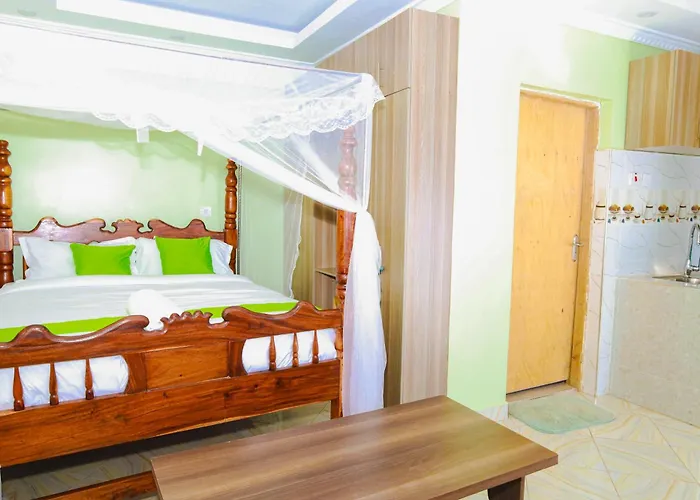 Gerly Homes Hotel & Restaurant