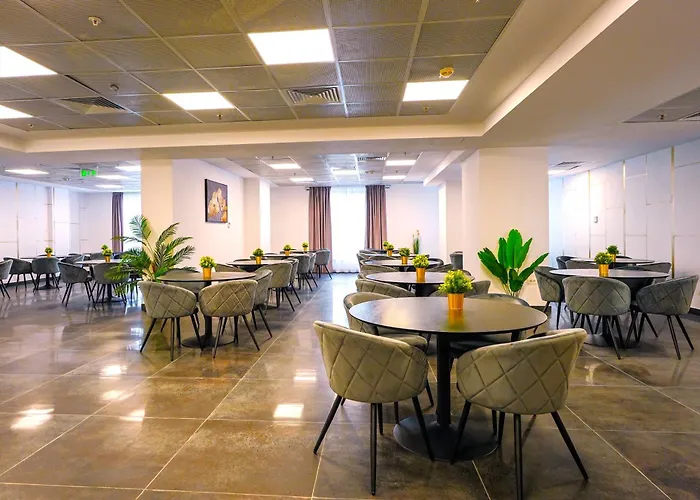 Sir Fundeni Hotel