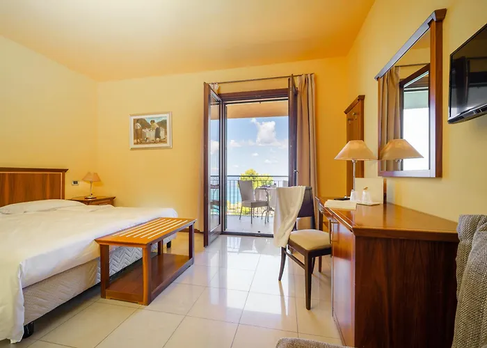 Hotel Santa Lucia