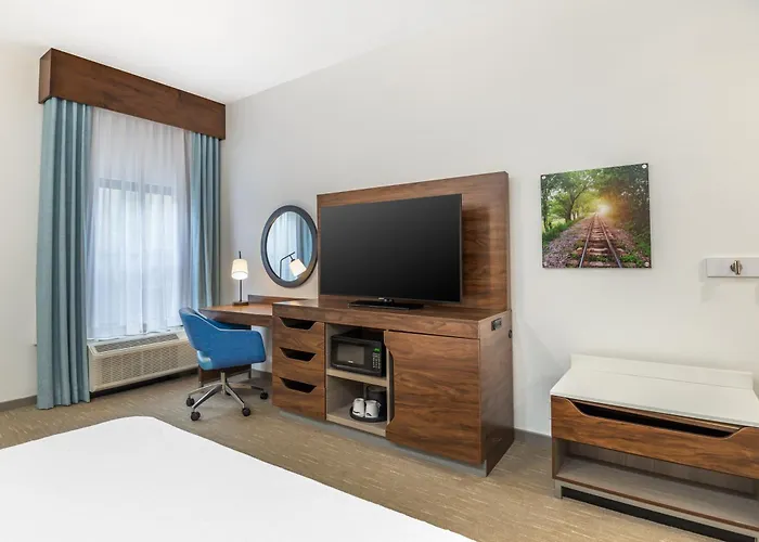 Hampton Inn Petersburg-Fort Gregg Adams