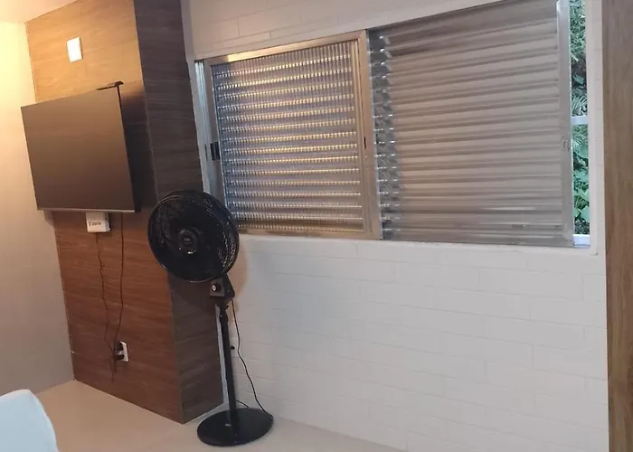Studio reformado - sem garagem de auto