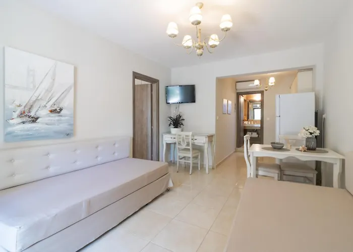 Kassandrinos Apartments Apostolos