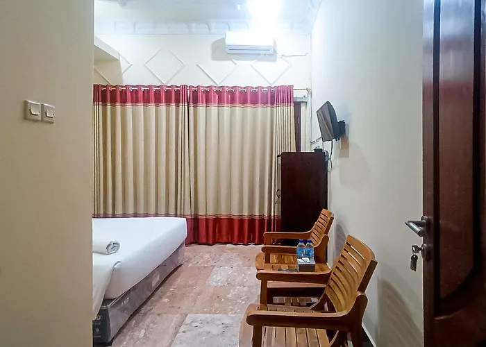Reddoorz At Senaz Guesthouse Mataram