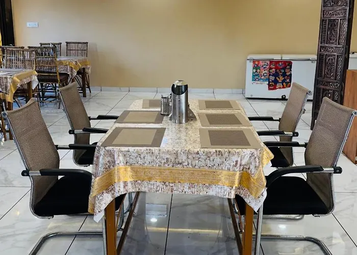 Hotel Ratnam Palace Maheshwar