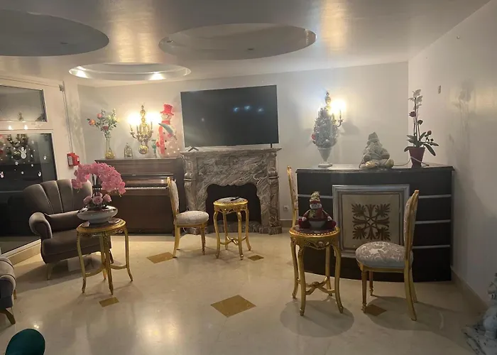 Hotel Grand Paris