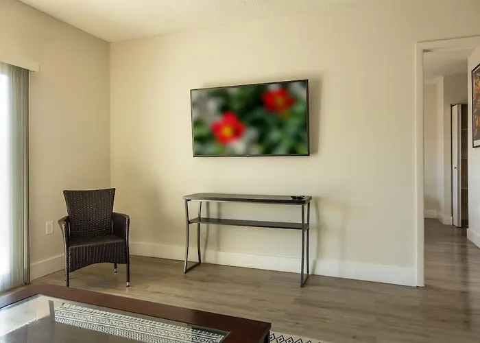 1Br With Kitchen Eastern Shores Near Sunny Isles