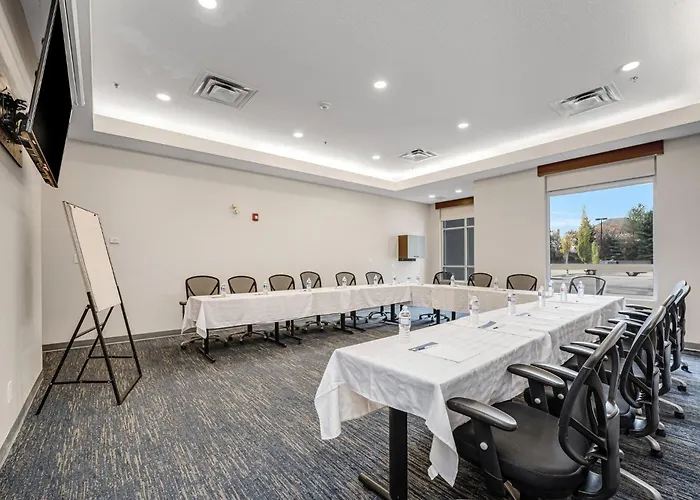 Holiday Inn Express Hotel & Suites-Edmonton South By Ihg