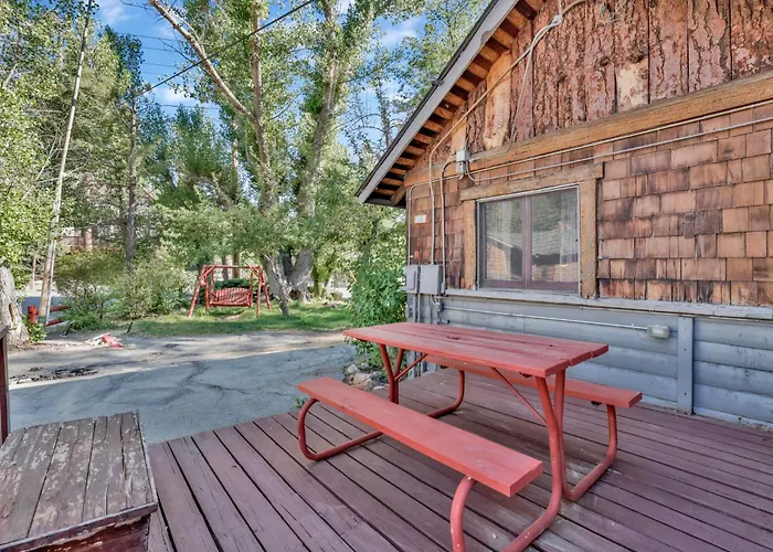Lodge House-Family Cabin With Pool Table By Big Bear Vacations