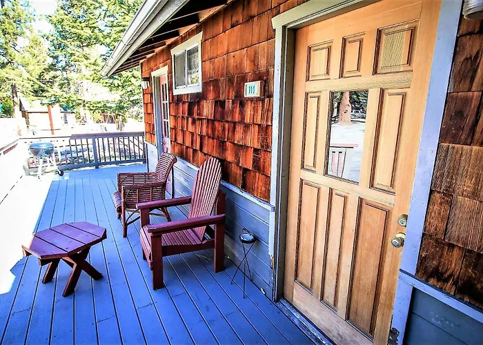 Twin Pines Family Cabin By Big Bear Vacations