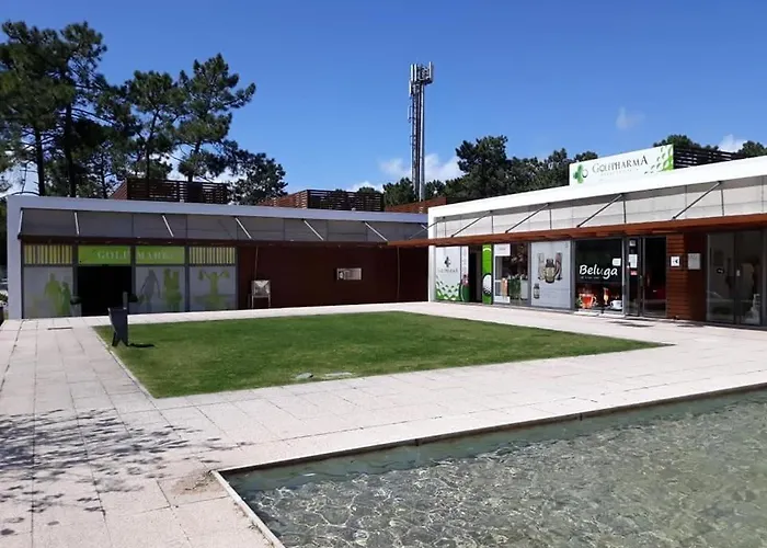 Beach, Surf And Golf Apartment Near Lisbon