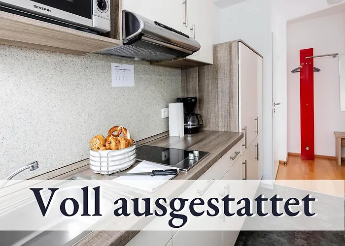Ferienhaus Petra - Großzügige Ferienwohnungen in bester Bodenseelage l 1 Minute zum Bodensee l 7 Ferienwohnungen l Vollausgestattete Küchen l Gratis-WLAN l Gratis Parkplätze l Mitten auf der Mettnau