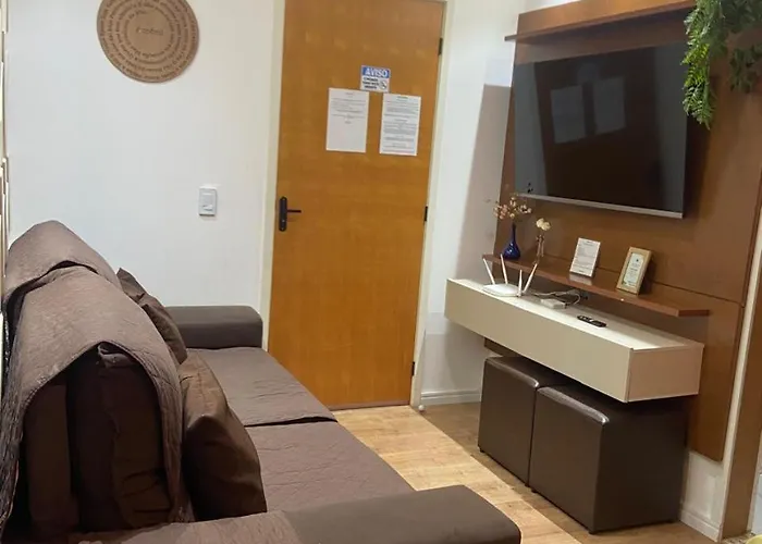 Apartamento 2 Quartos c/ Vaga de Estacionamento