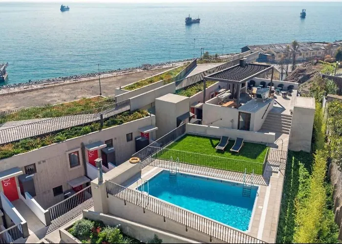 Hom I Vista Al Puerto I Piscina I Vista Al Mar