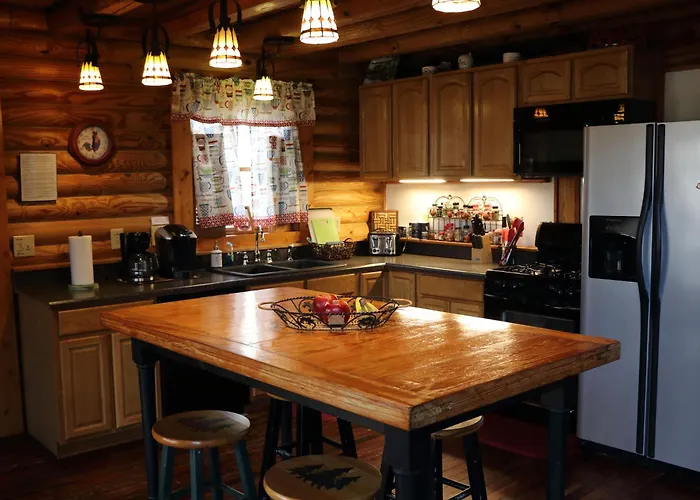 Laurelwood Lodge At Lake Lure, Nc - Sleeps 12