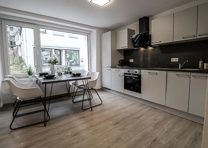 FeWoMo Stilvolles EG Appartment, Brauneberg, 4 Pers, Boots Slipanlage, Moselradweg, Seniorengerecht