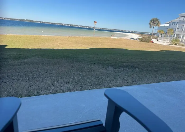 Sunset Harbor Palms 1-108
