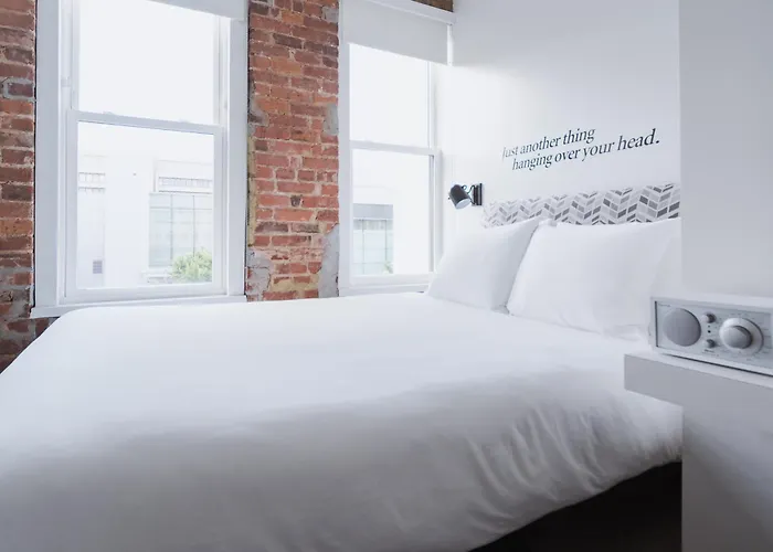 Hotel Hive