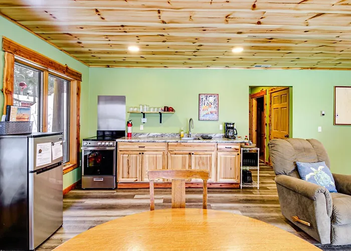 Pokegama Lake Vacation Rental W/ Shared Boat Dock!