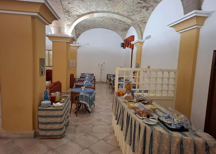 Hotel 4 Mori
