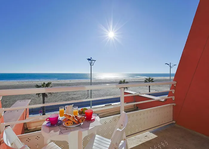 Logis Hotel & Restaurant Mediterranee