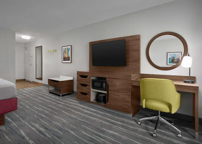 Hampton Inn Yorkville