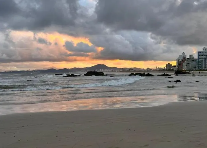 Apartamento praia Gravatá - Beto Carrero