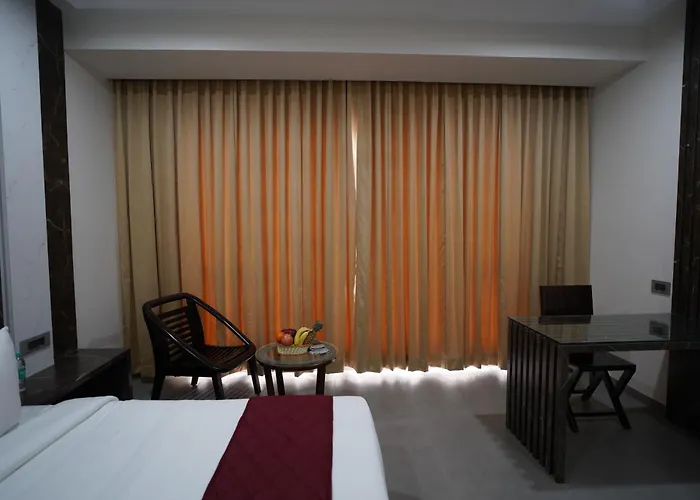 Hotel Sastha Grand