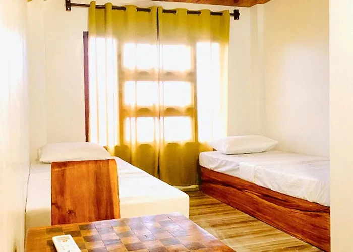 Reddoorz @ Ola Vida Casa Rental Ilocos Sur