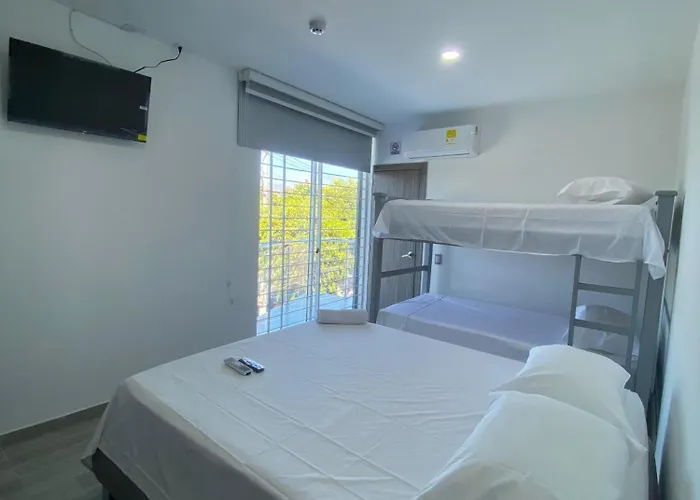 Hotel Alec