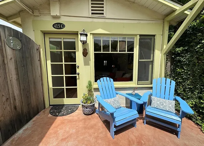 Couples Cottage L Steps To Downtown
