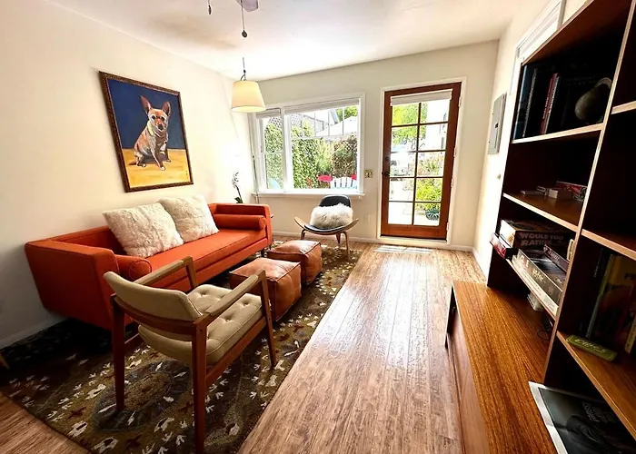 Couples Cottage L Steps To Downtown