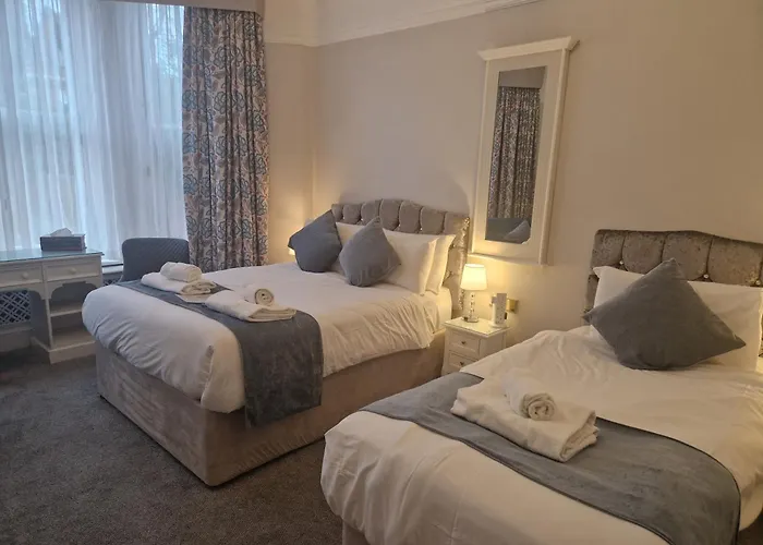 St Margaret'S Hotel