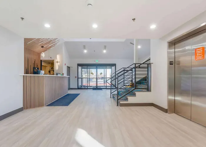 Days Inn By Wyndham Thornton