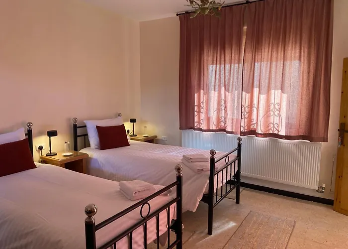 Baytna Hotel