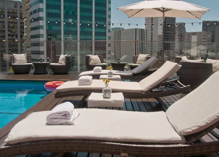 725 Continental Hotel
