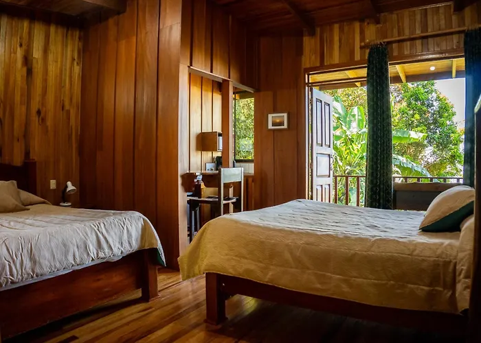 Hotel Flor De Bromelia