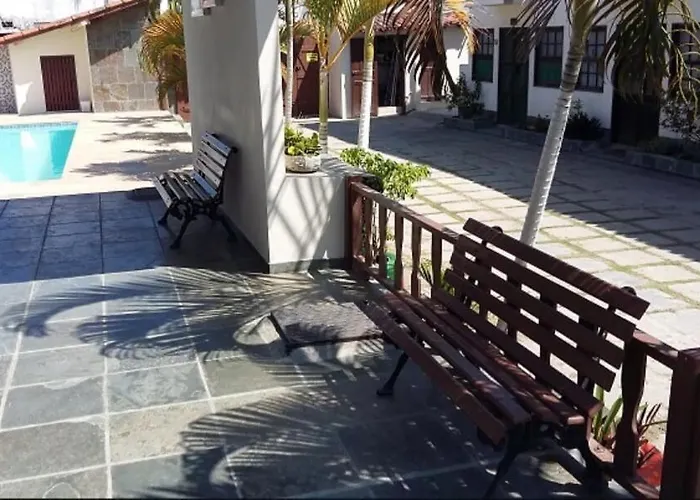 Casa duplex em Condomínio Iguaba Grande