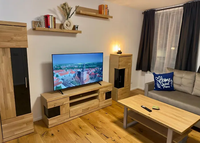 Historisches Wohnen nahe Rathaus und Steintor