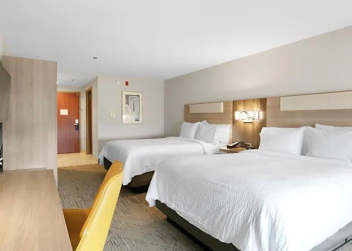 Holiday Inn Express - Gulfport Beach By Ihg