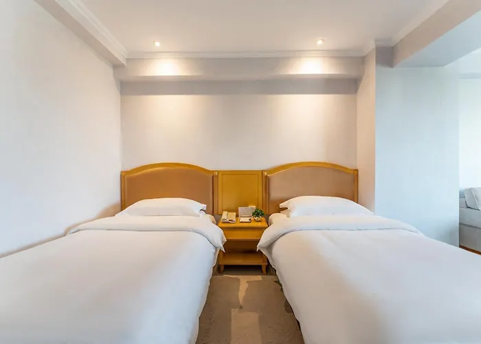 Baoding Zhong Yin Hotel