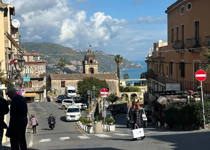 C'Est La Vie Taormina