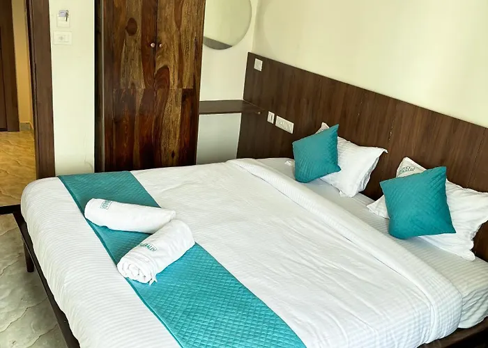 Hotel Emerald