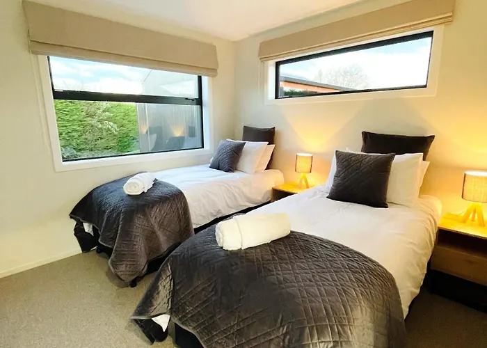 The Waimate Lodges